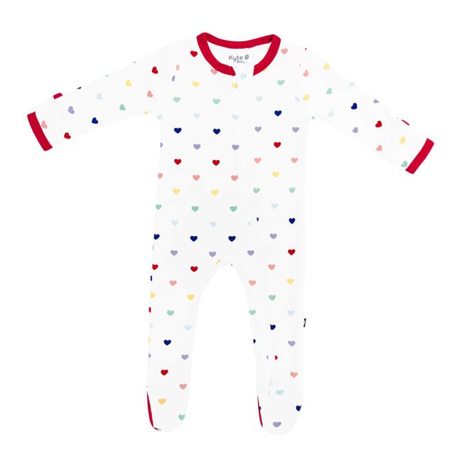 Kyte Baby Printed Zippered Footie in Cloud Rainbow Heart - Baby