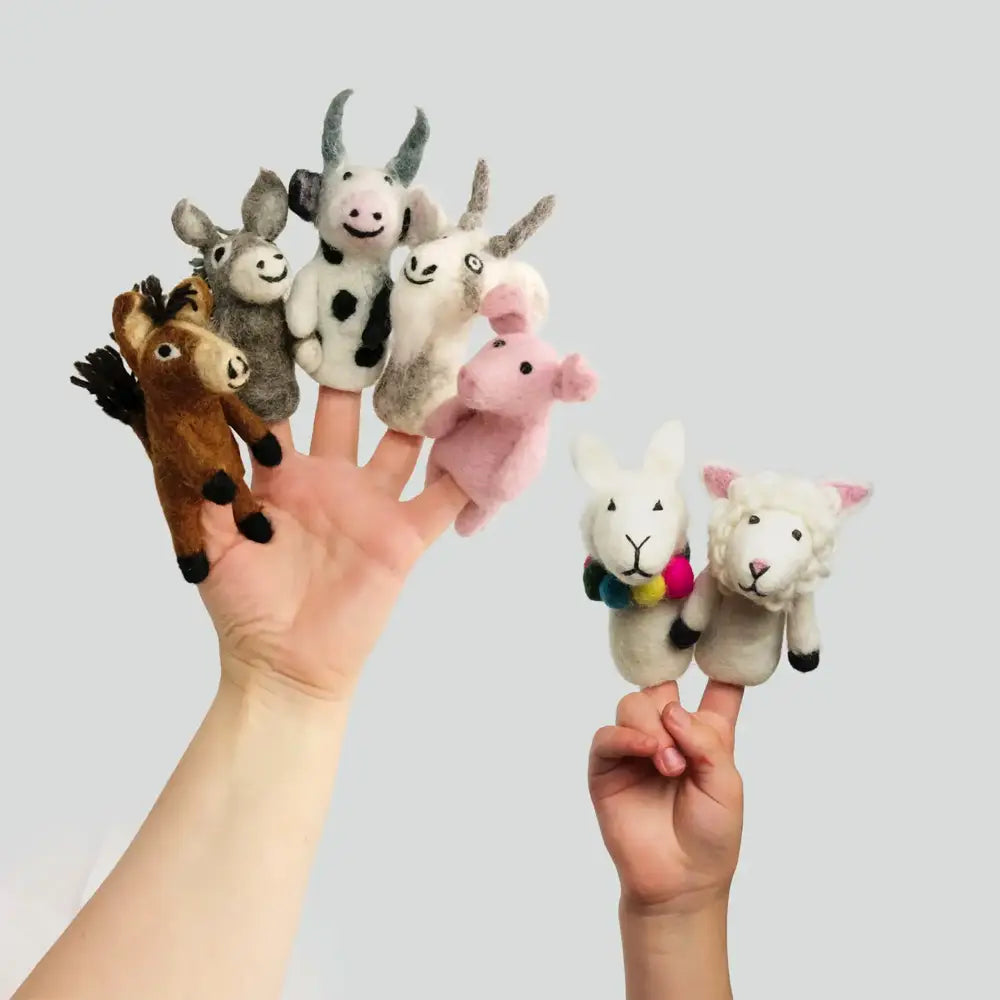 The Winding Road Finger Puppet Barnyard