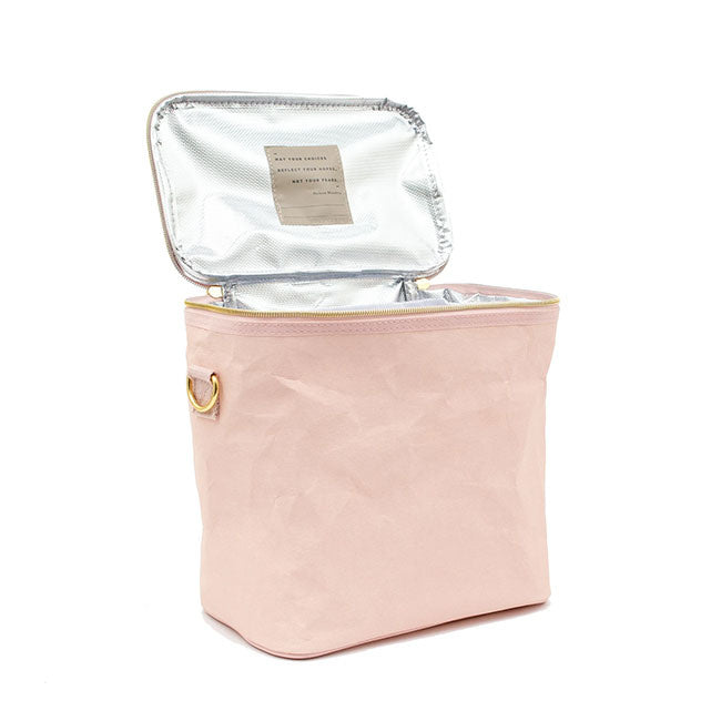 https://www.babycharlotte.com/cdn/shop/products/soyoung-large-lunch-poche-pink-paper-03_2048x.jpg?v=1611017331